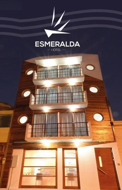 Hotel Esmeralda إكيكي المظهر الخارجي الصورة